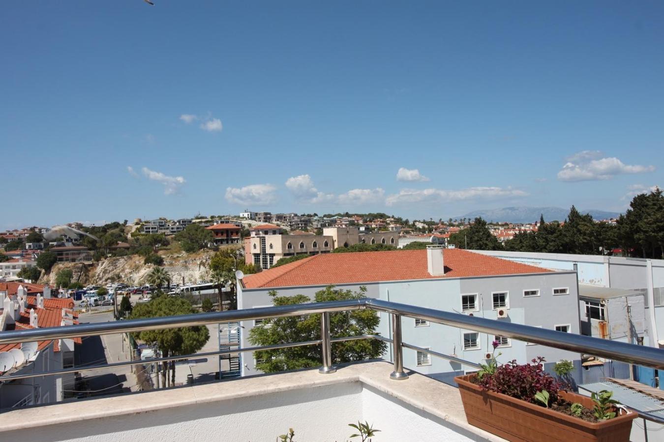 Bonapart Hotel Çeşme Exterior foto